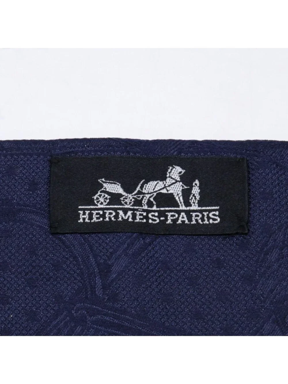 Hermes Maxi Twill Lambskin Leather Switch Scarf